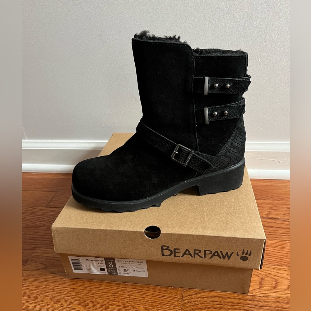 Bearpaw Lucy Boot - size 8 - New!